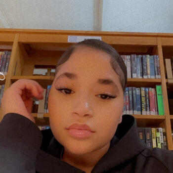Babysitter in London: Graziela