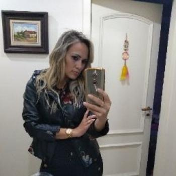 Emprego de babá em São Leopoldo: emprego de babá Simone