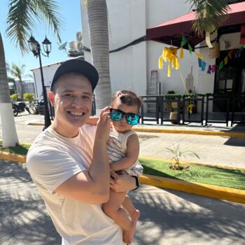 Trabajo para niñera en Las Jarretaderas: trabajo de niñera Alejandra