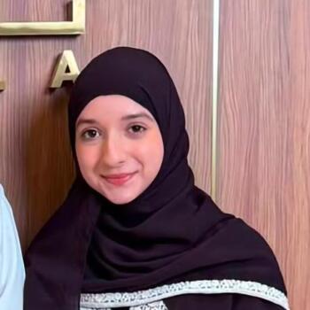 جليسة أطفال في جدة: Dana