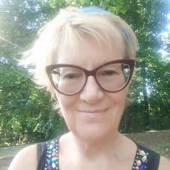 Babysitter in Budapest: Elena