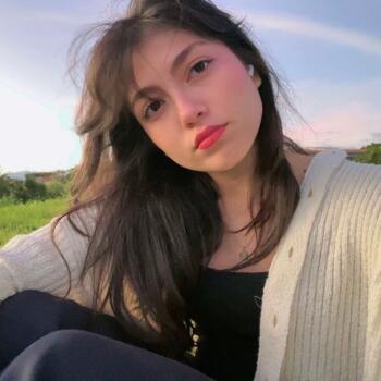 Babysitter in Mercedes (Atenas): Valeria