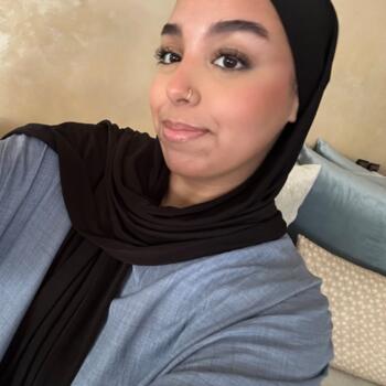 Babysitter in Ferney-Voltaire: Nawal