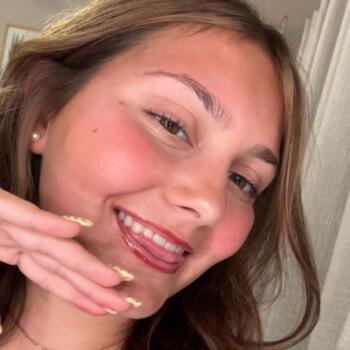 Babysitter in Bear: Adrianna