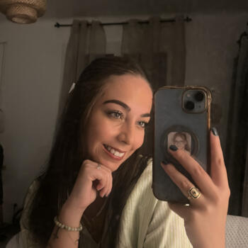 Babysitter Bédarrides: Clara