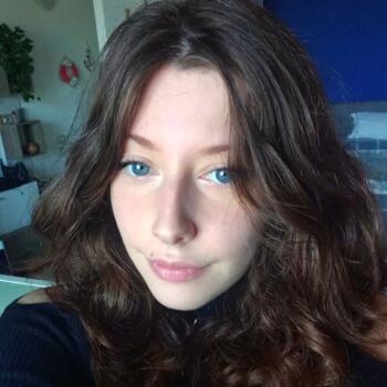 Babysitter Fano: Valentina