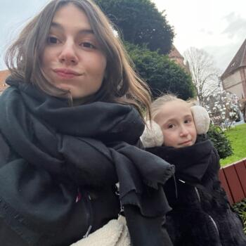 Babysitter in Clermont-Ferrand: Lyna