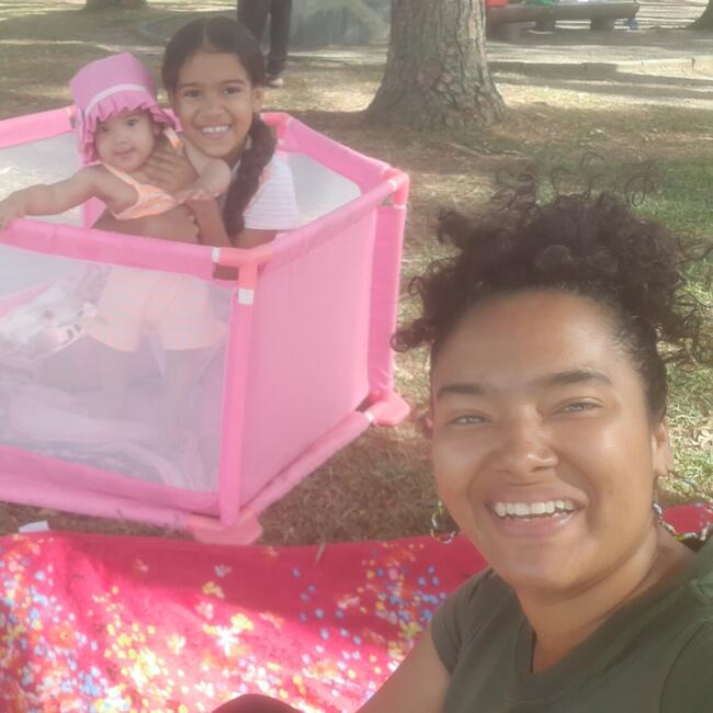 Babá em São José dos Pinhais: Jennys