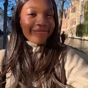 Babysitter in Schaerbeek: Rosette