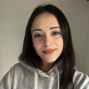 Babysitter in Pontevedra: India