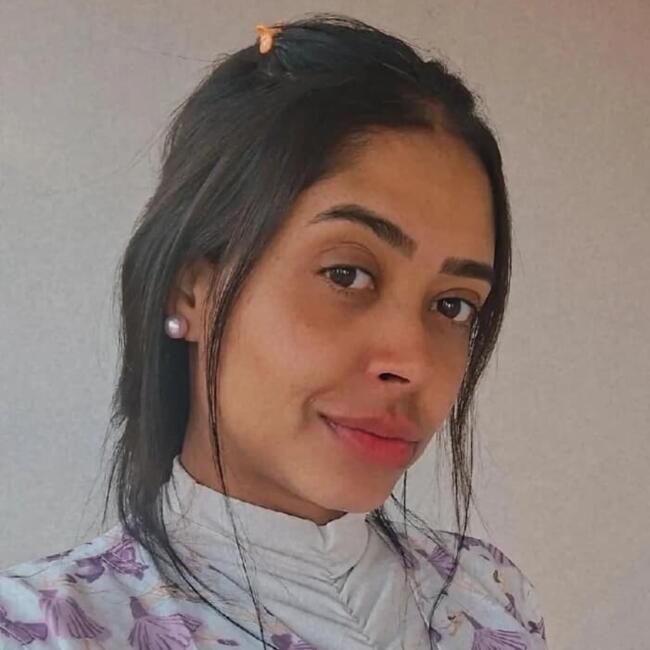 Babá em Ibirité: Jessica