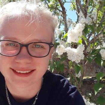 Babysitter in Saint-Longis: Charlène