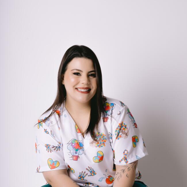 Babá em Apucarana: Fernanda