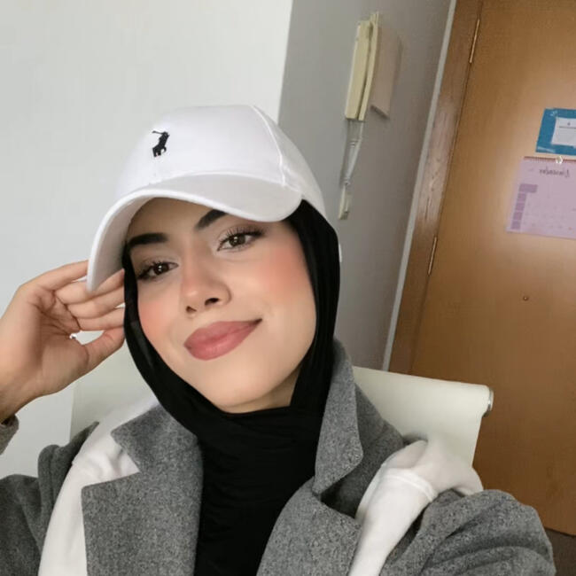 Babysitter in A Coruña: Narimene