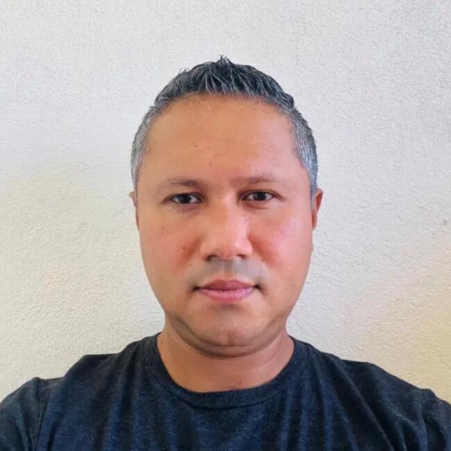 Trabajo para niñera en Liberia: Carlos