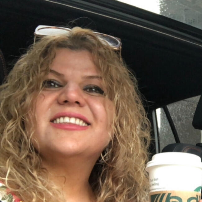 Baby-sitter in North Vancouver: Sherry