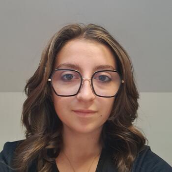 Babysitter Sérézin-de-la-Tour: Philippine