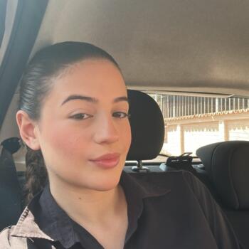 Babysitter in Campinas: Letícia