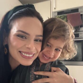 وظيفة جليسة أطفال في الدوحة: Hanna