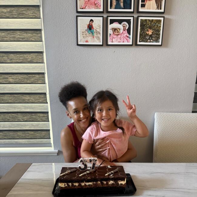 Nanny in Downey: Justina chel
