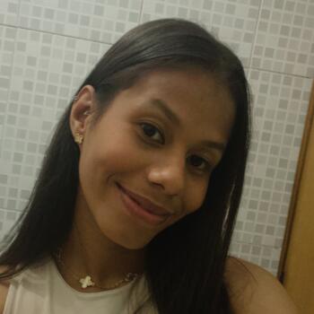 Babysitter em Castelo Branco: Beatriz