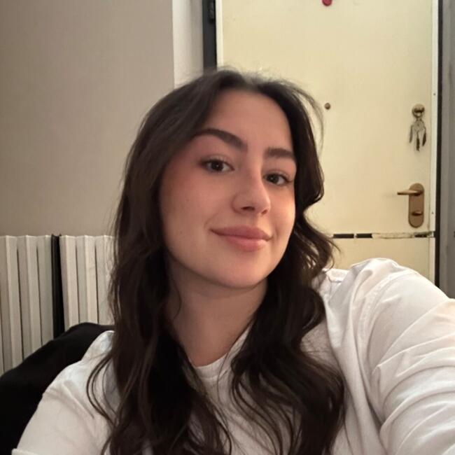 Babysitter a Ferrara: Eleonora