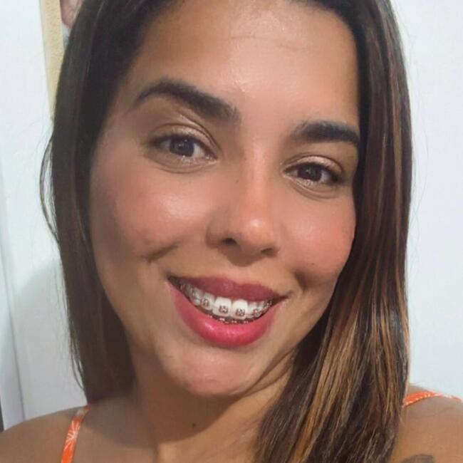 Babysitter in Biguaçu: Vanessa