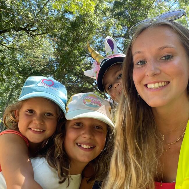 Babysitter in Toulon: Maho