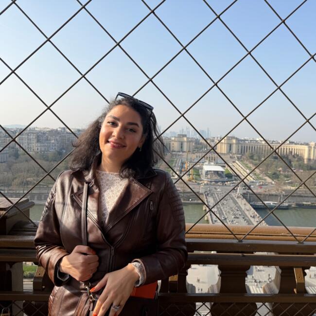 Babysitter in Clamart: Mona