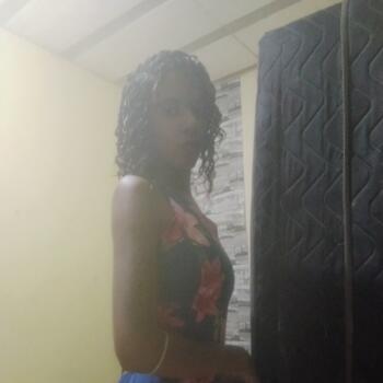 Babysitter Sete Lagoas: Camilla