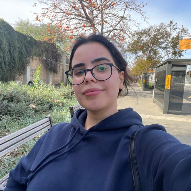 Babysitter in Bnei Brak: שרה