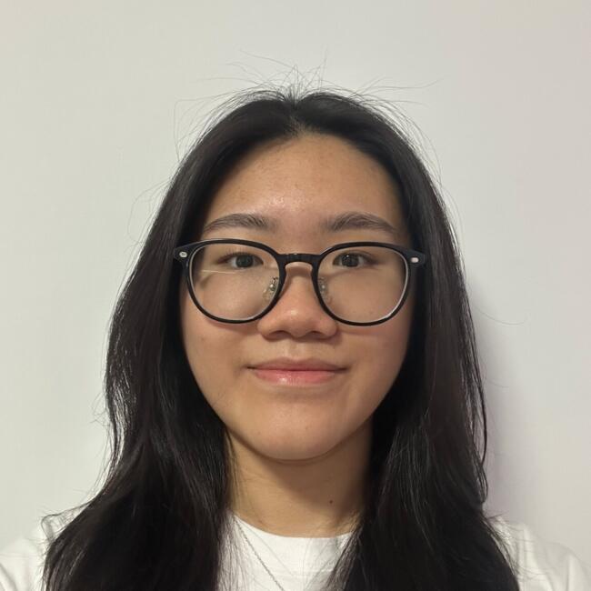 位于新加坡的临时保姆: Kyra