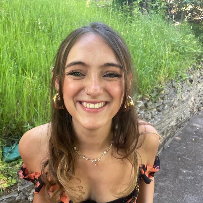 Babysitter in Reading: Emily