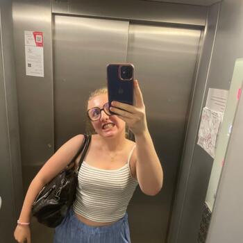 Babysitter in Asnières-sur-Seine: Emilie