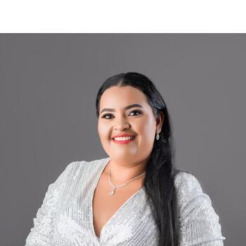 Babysitter Panama City: Eyka Lineth