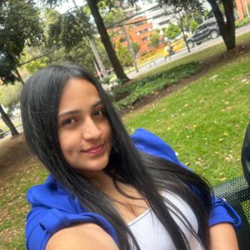 Babysitter Alicante: Yakelin