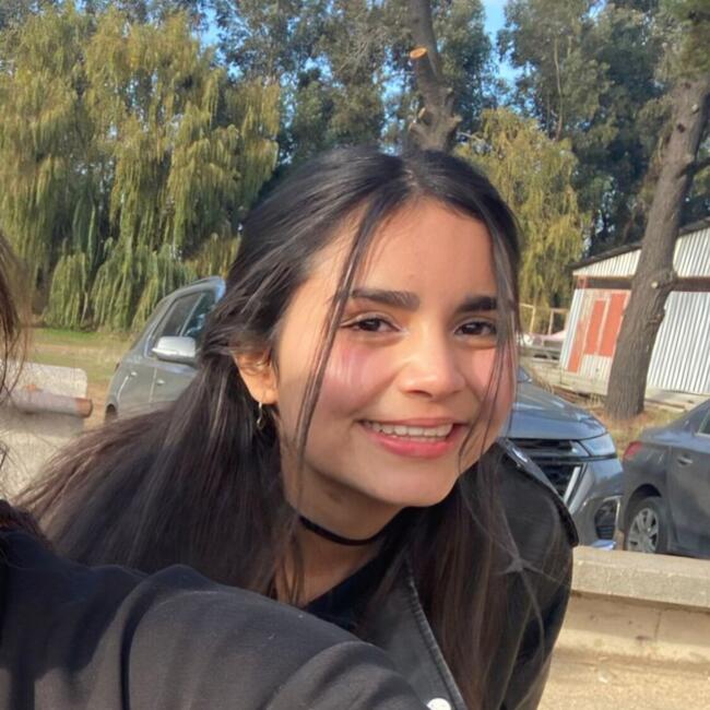 Babysitter in Talca: Angela Gaete
