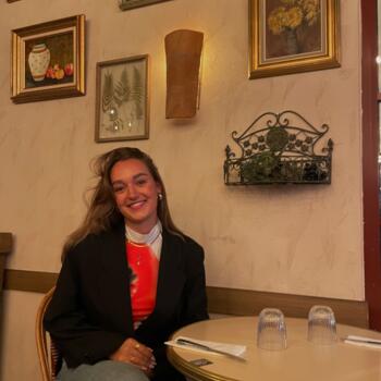 Oppas in Leiden: Thirza