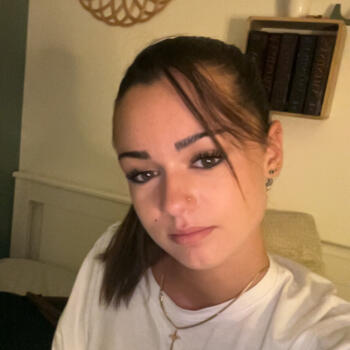 Baby-sitter Puiseux-en-France: Lena