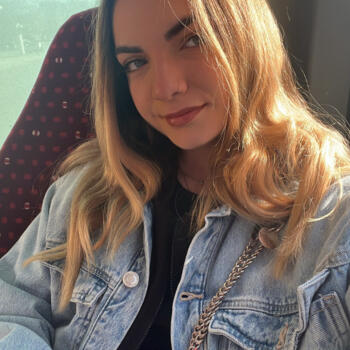 Nanny in Peraía: Δήμητρα