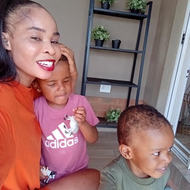 Babysitting job in Johannesburg South: Elekanyani