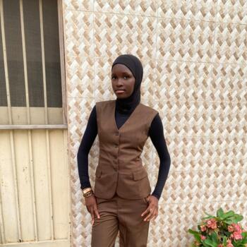 Babysitter Dakar: Jade binta