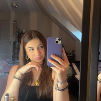 Babysitter in Montours: Maïwenn