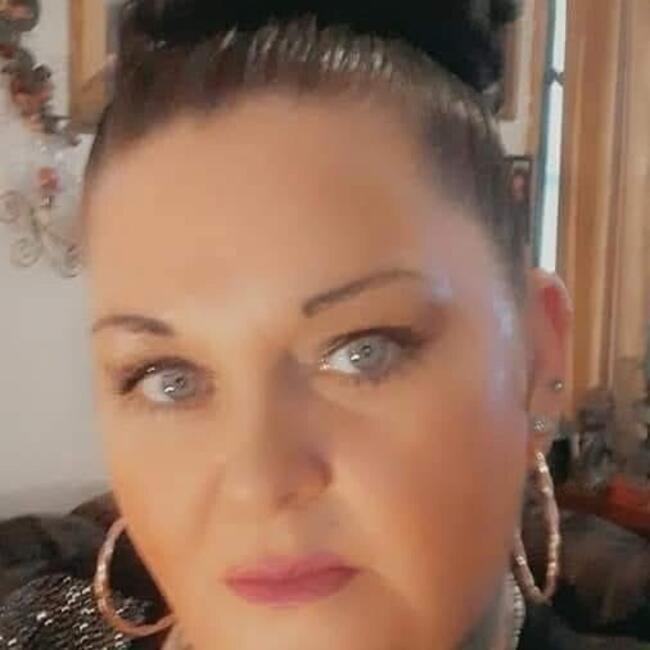 Babysitter in New Albany (Indiana): Kristi