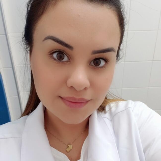 Babysitter in Campinas: Beatriz