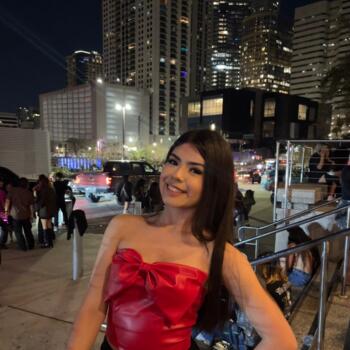 Babysitter in Cypress Point (Texas): Saira