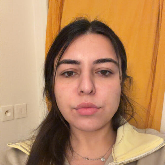 Nounou à Marignane: Carmen