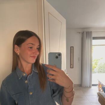 Babysitter in Poitiers: Anouck