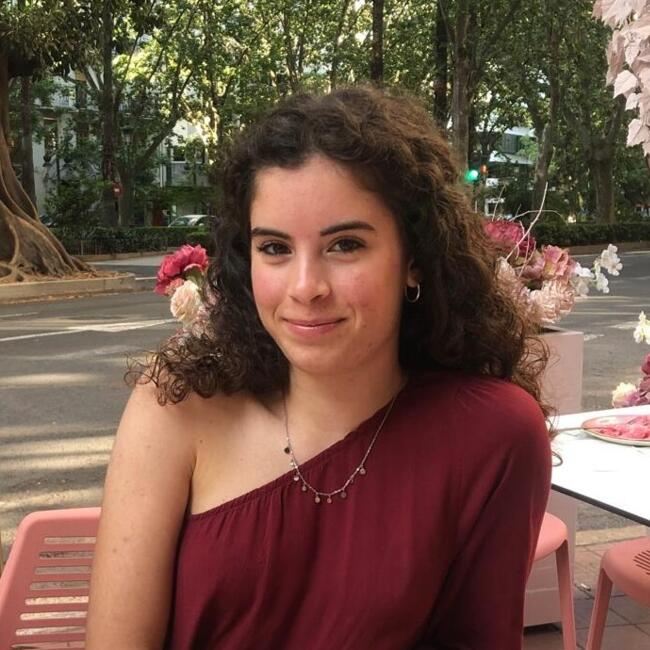 Canguro en San Juan de Alicante: Jordana