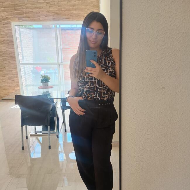 Babysitting job in Arroyo Seco: TAMARA AYELEN